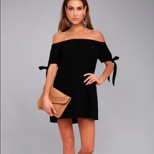 NWT Lulu’s Black Off the Shoulder Dress